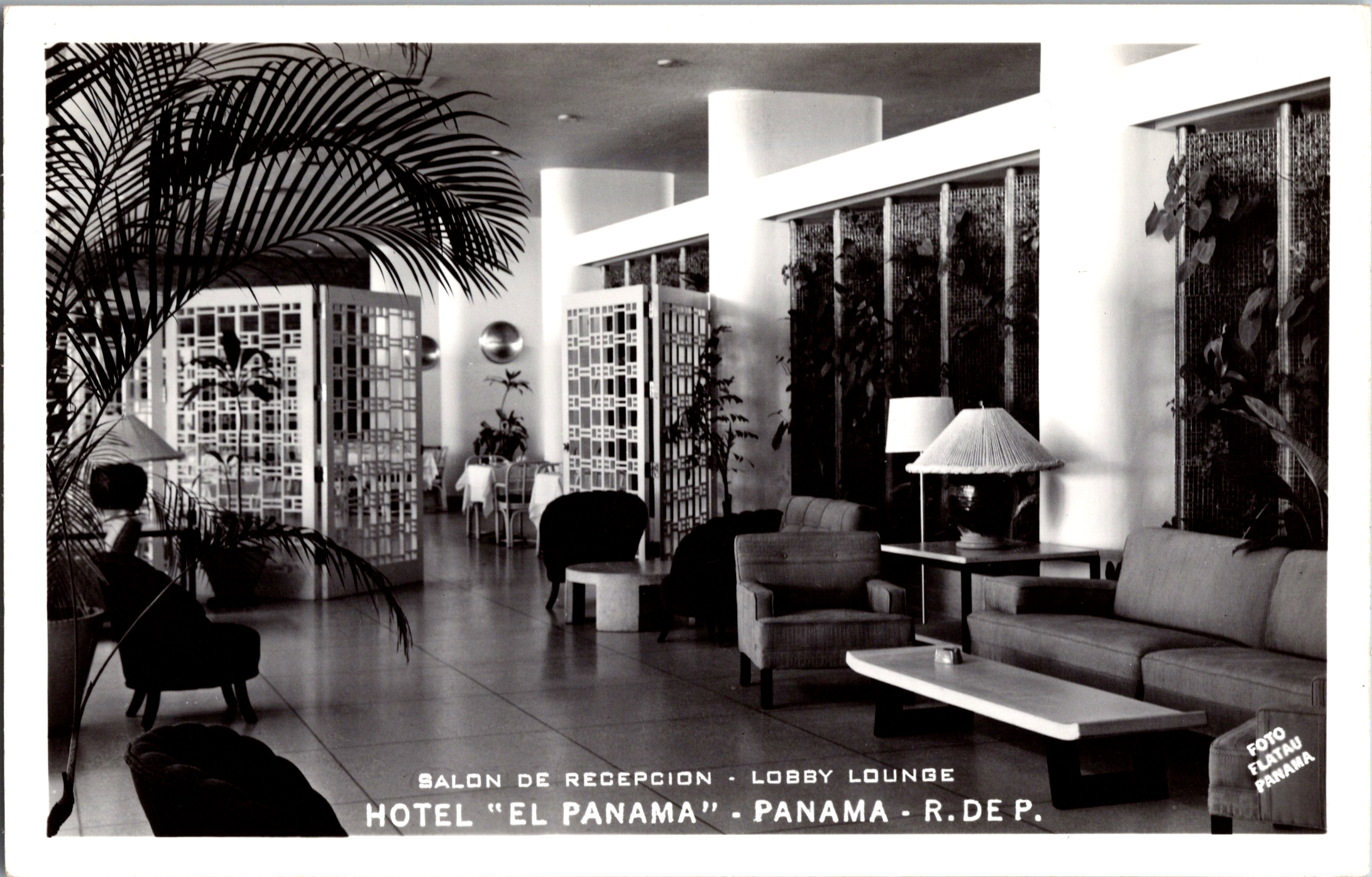 Photo of the lobby of the El Panama
